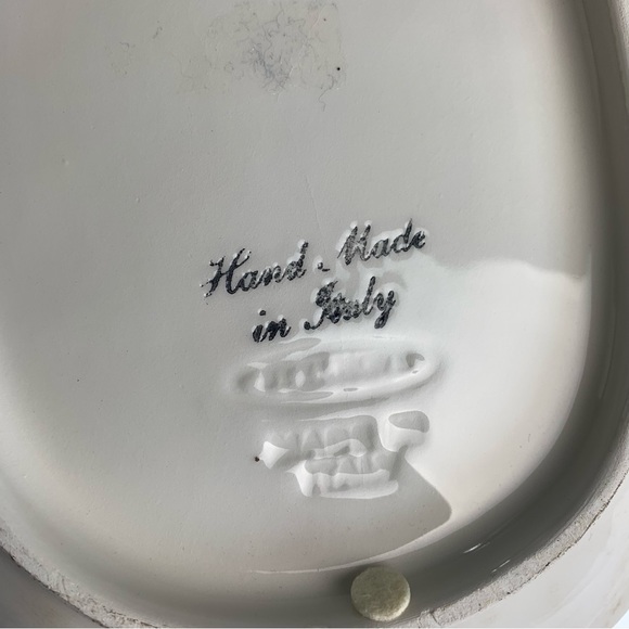 Ceramic Victorian Soup/ Salad Serving Bowl hand made in Italy - Picture 6 of 7